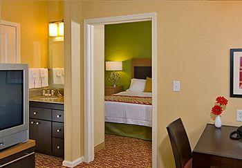 Towneplace Suites By Marriott Kalamazoo Portage Exterior photo