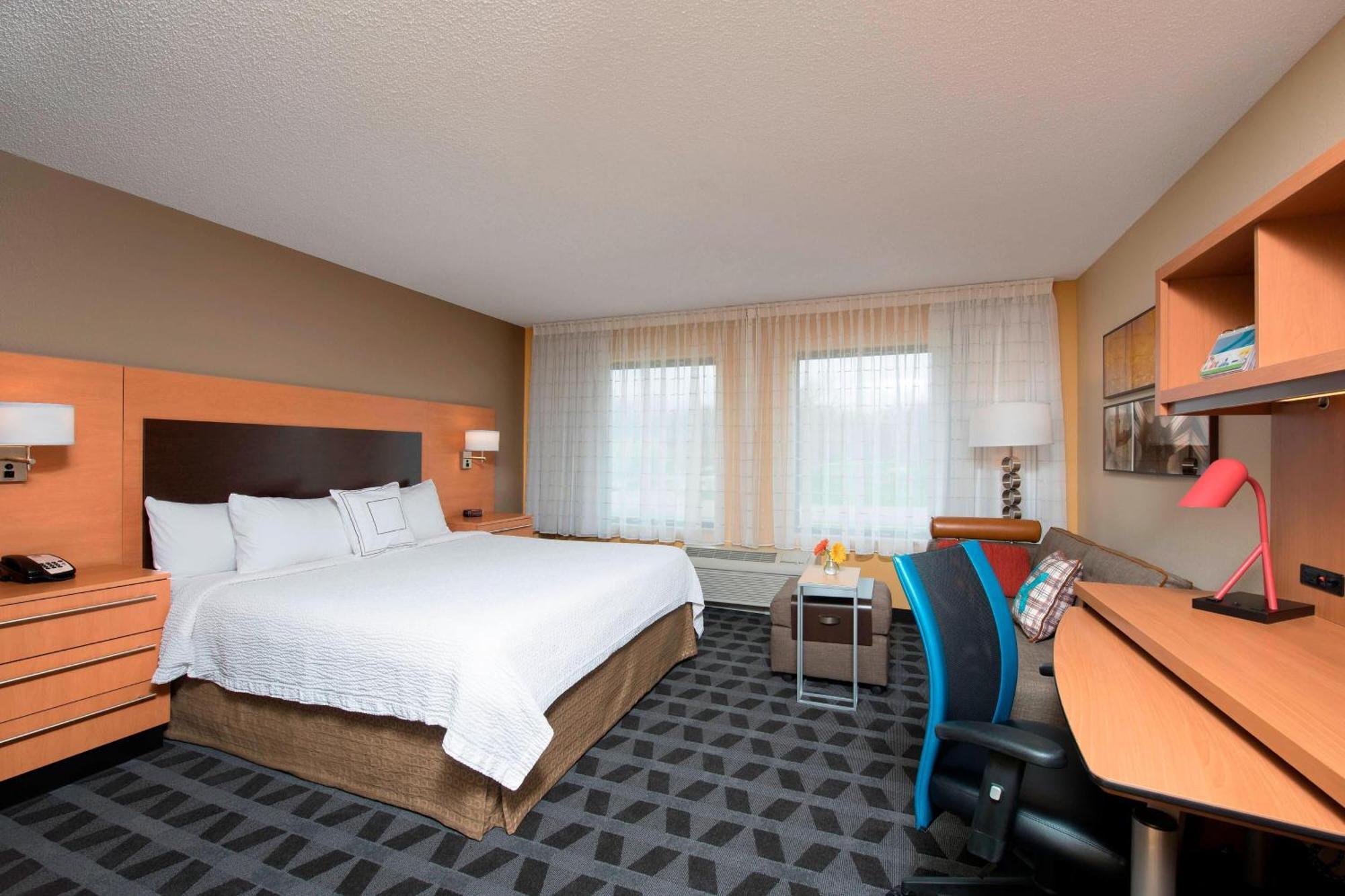 Towneplace Suites By Marriott Kalamazoo Portage Exterior photo