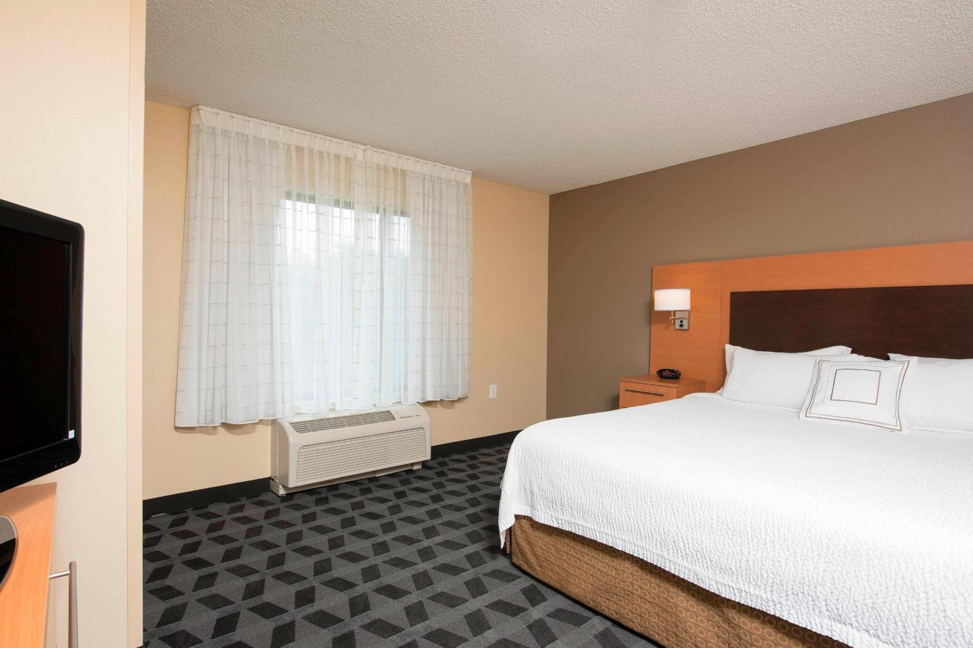 Towneplace Suites By Marriott Kalamazoo Portage Exterior photo
