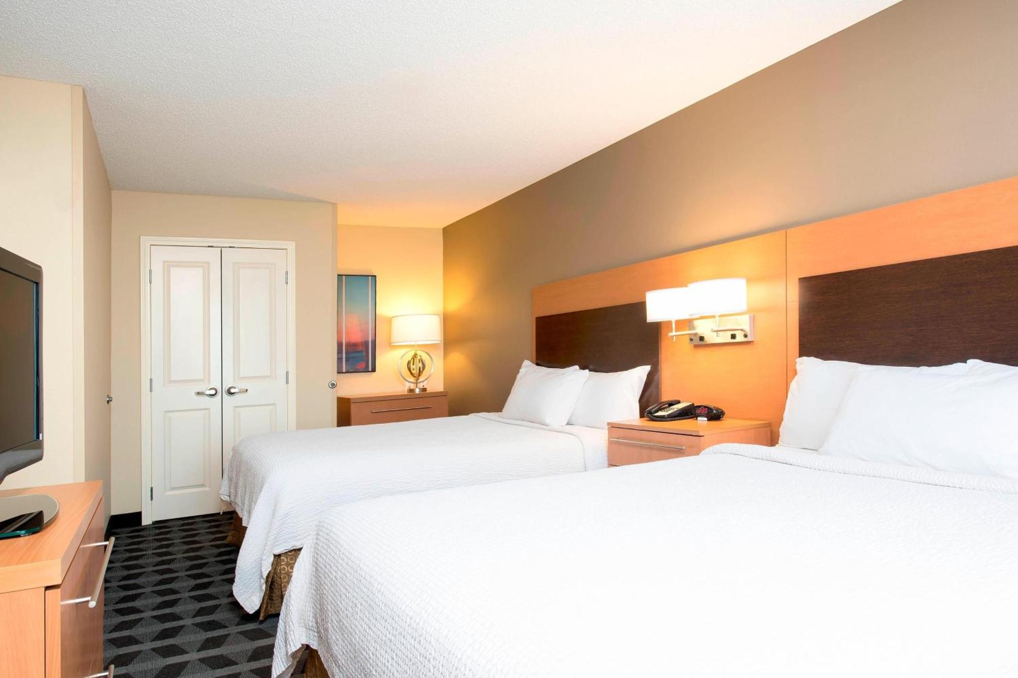 Towneplace Suites By Marriott Kalamazoo Portage Exterior photo