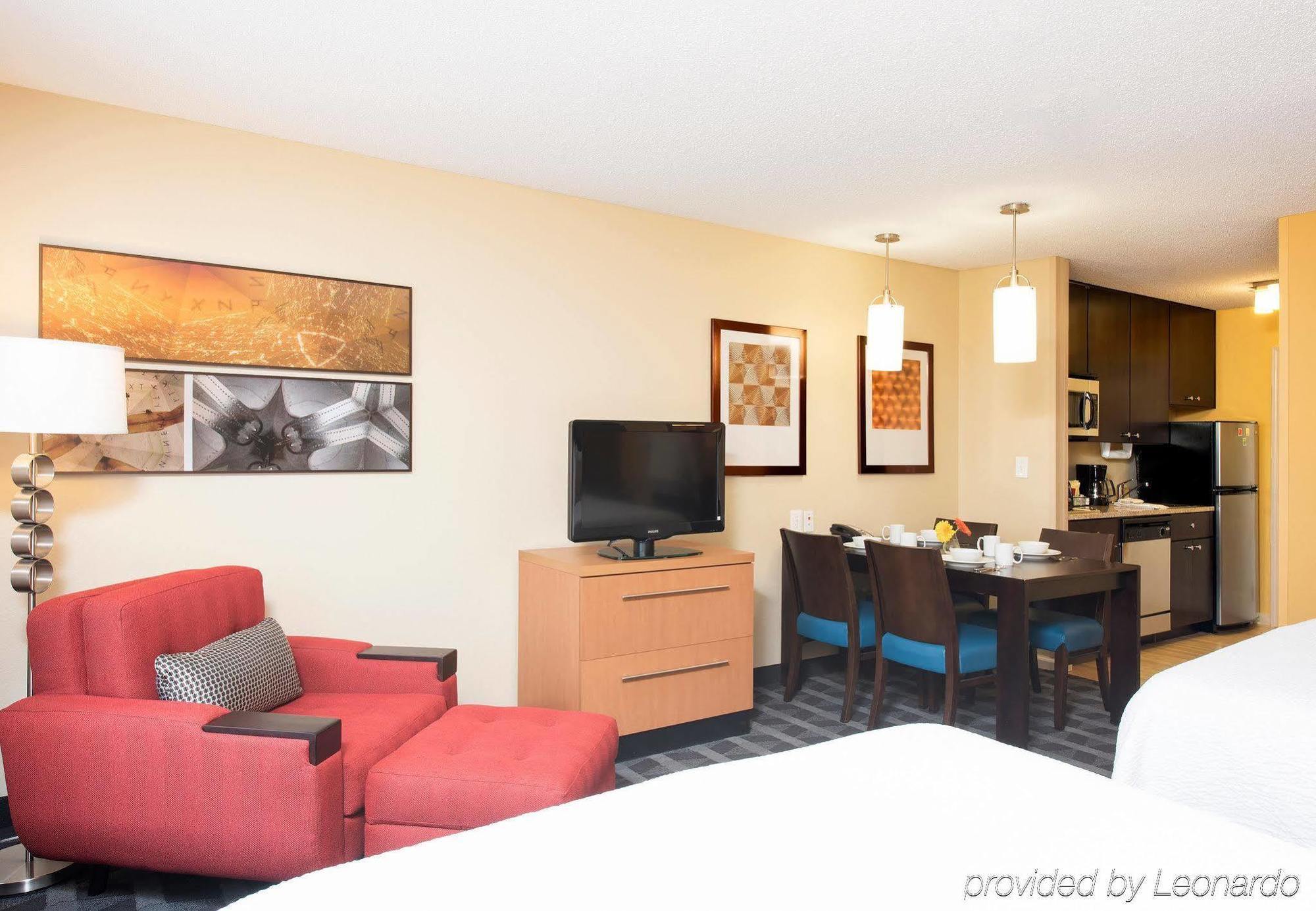 Towneplace Suites By Marriott Kalamazoo Portage Exterior photo